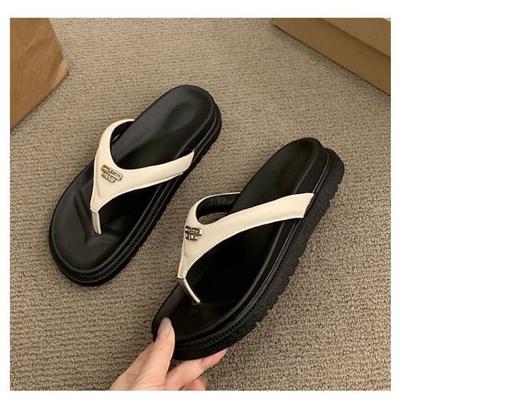 Flip-Flops Platform