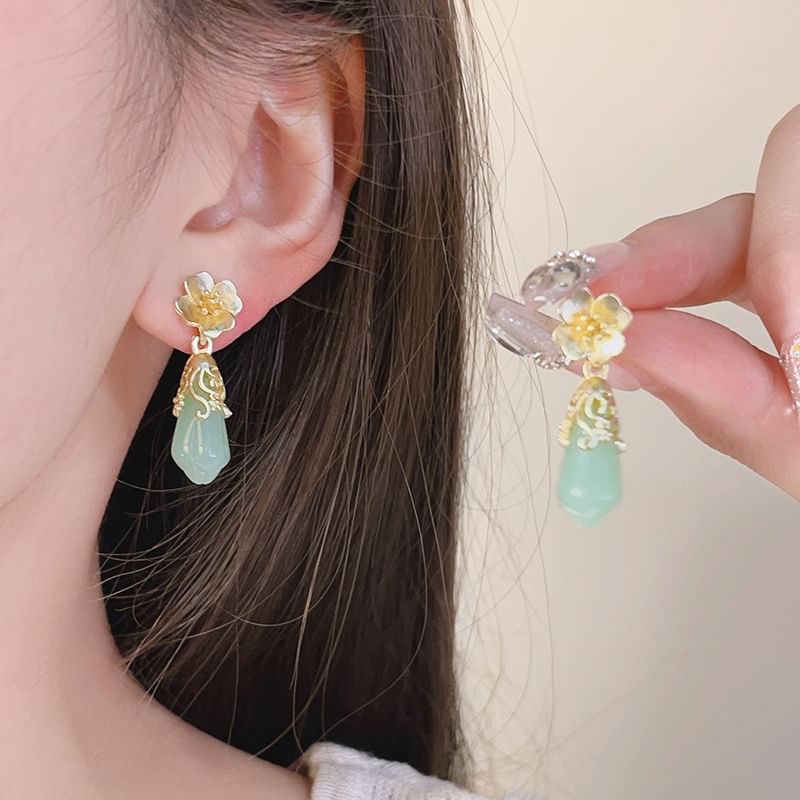 Faux Earring Jade Floral Drop