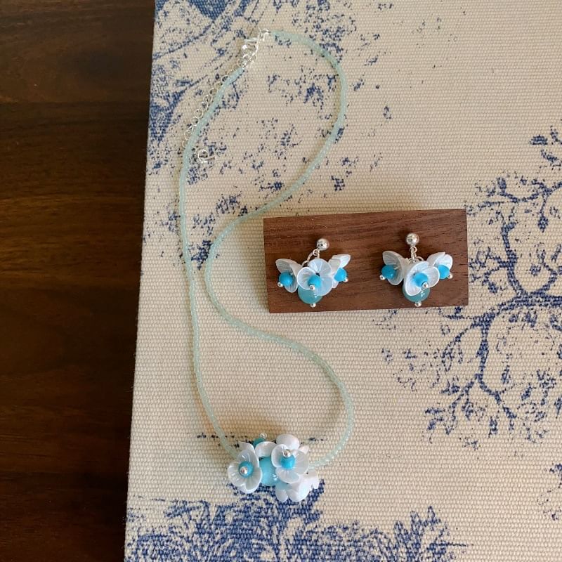 Beaded Necklace Earring Drop / Floral