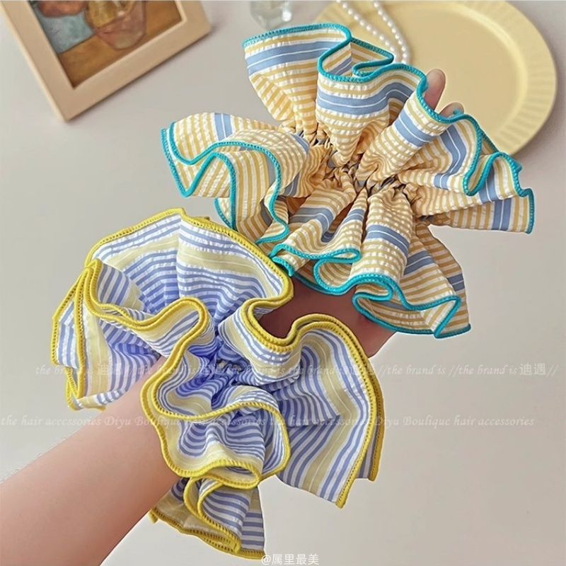 Ruffled Scrunchie Striped