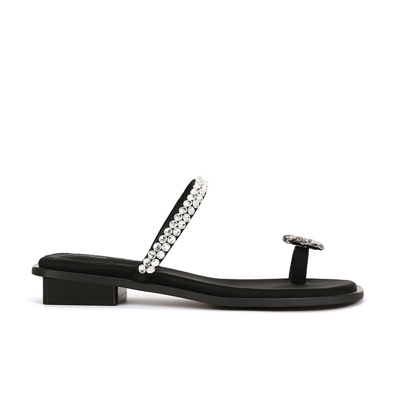 Rhinestone Loop Toe Flower Sandals