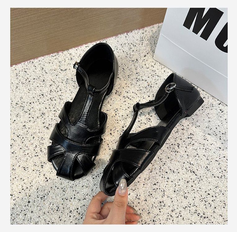 Cut Sandals Gladiator Low