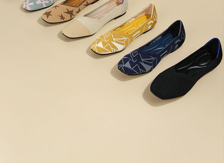 Toe Flats Square