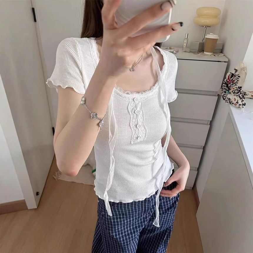 Short-Sleeve U-Neck Lace Trim Plain Top