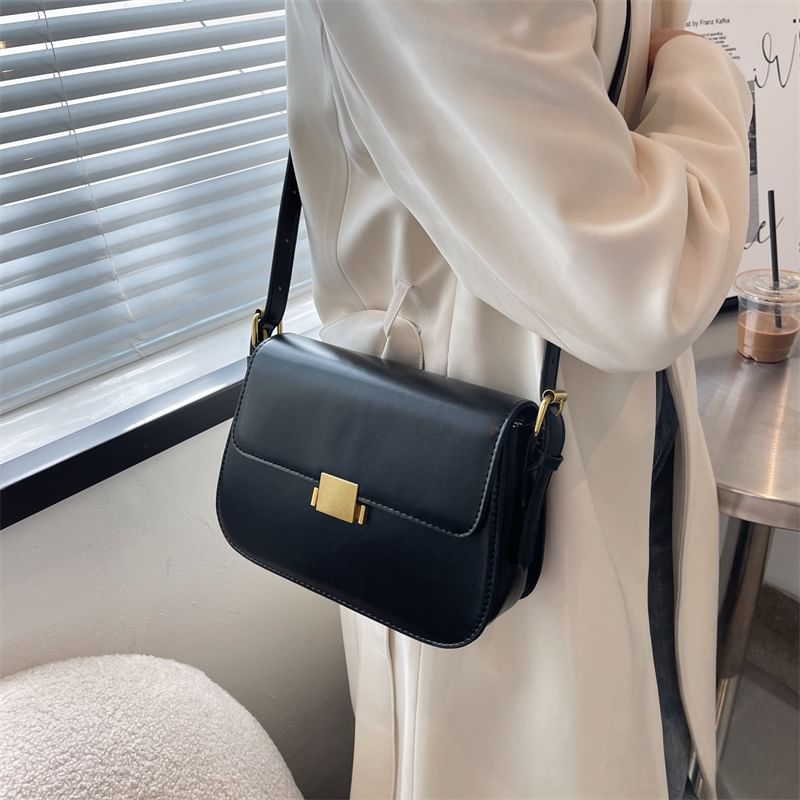 Flap Crossbody Shoulder Bag