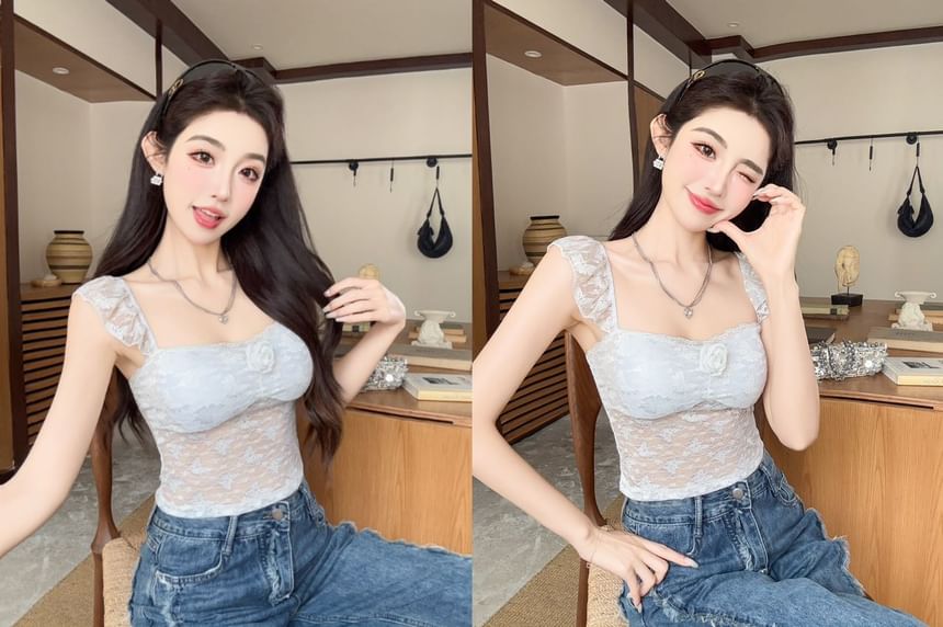 Sleeveless Lace Crop Top