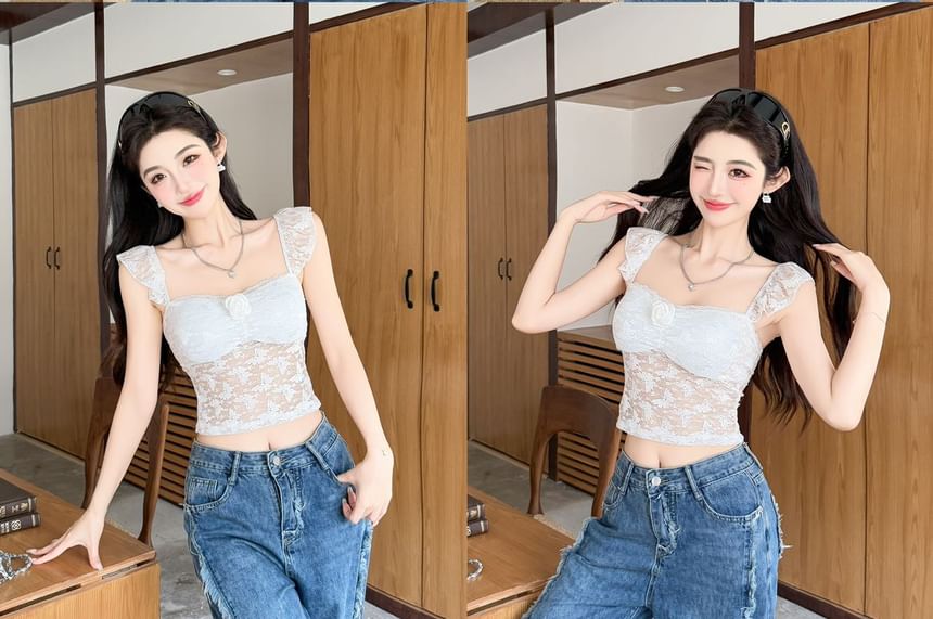 Sleeveless Lace Crop Top