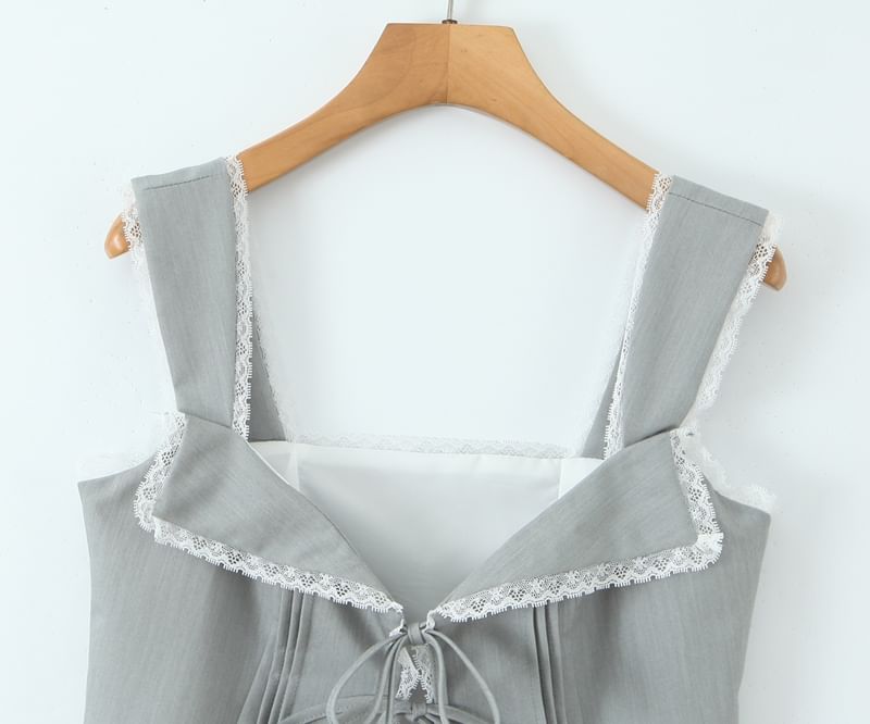 Pintuck Lace Trim Crop Tie Front Tank Top