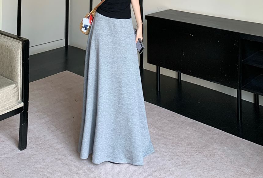 Crew Neck Tee & Elastic Waist Maxi Skirt Set