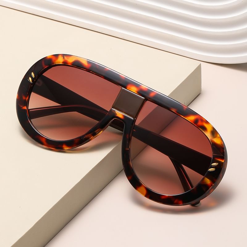 Retro Oversized Sunshades