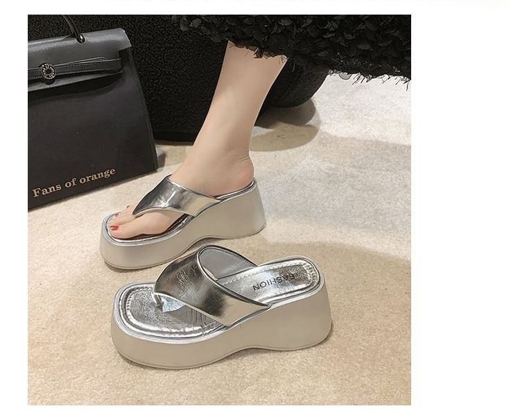 Platform Heel Wedge Flip-Flops