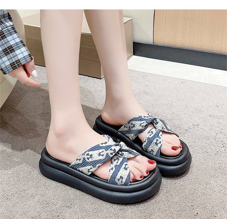 Knot Sandals Cross Criss Platform Slide Print