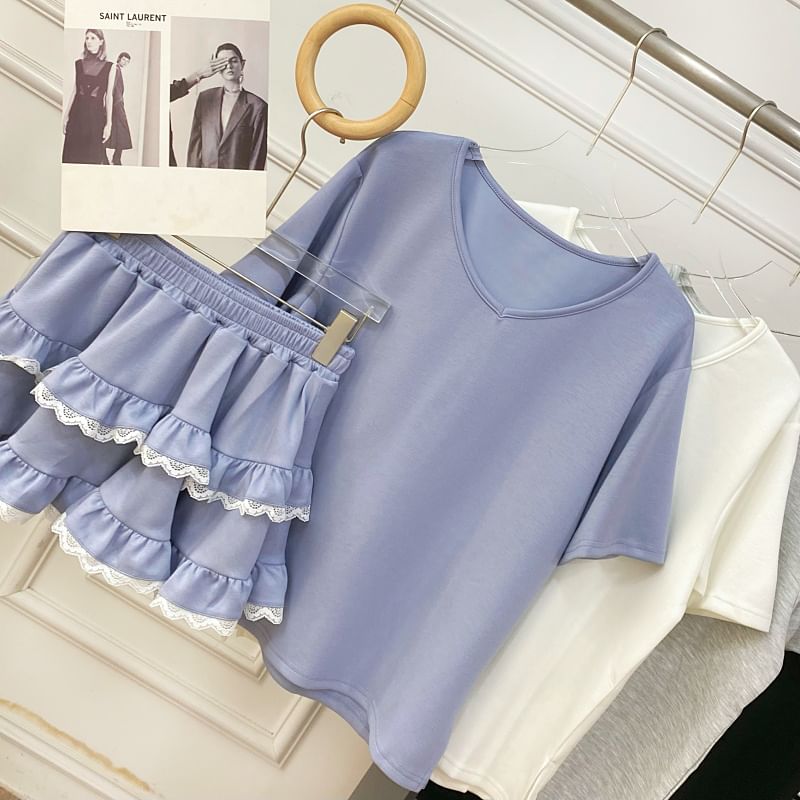 Short-Sleeve V-Neck Slit Tee & Elastic Waist Lace Trim Tiered Mini Skirt