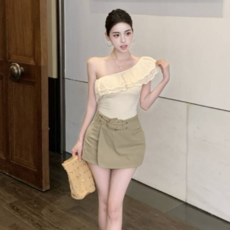 Cap-Sleeve One-Shoulder Lace Slim Fit Crop & High Waist Asymmetrical Mini Skort