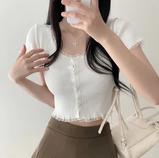 Scoop Neck Lace Ruffled Crop Top