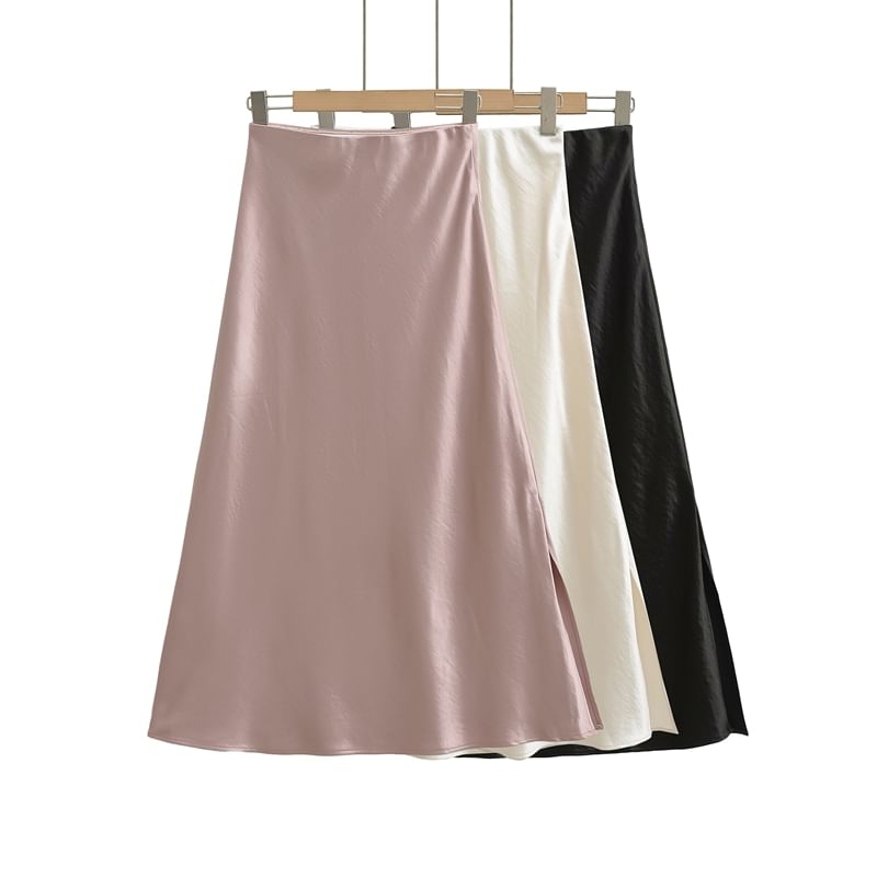 High-Rise Slit Maxi A-Line Skirt