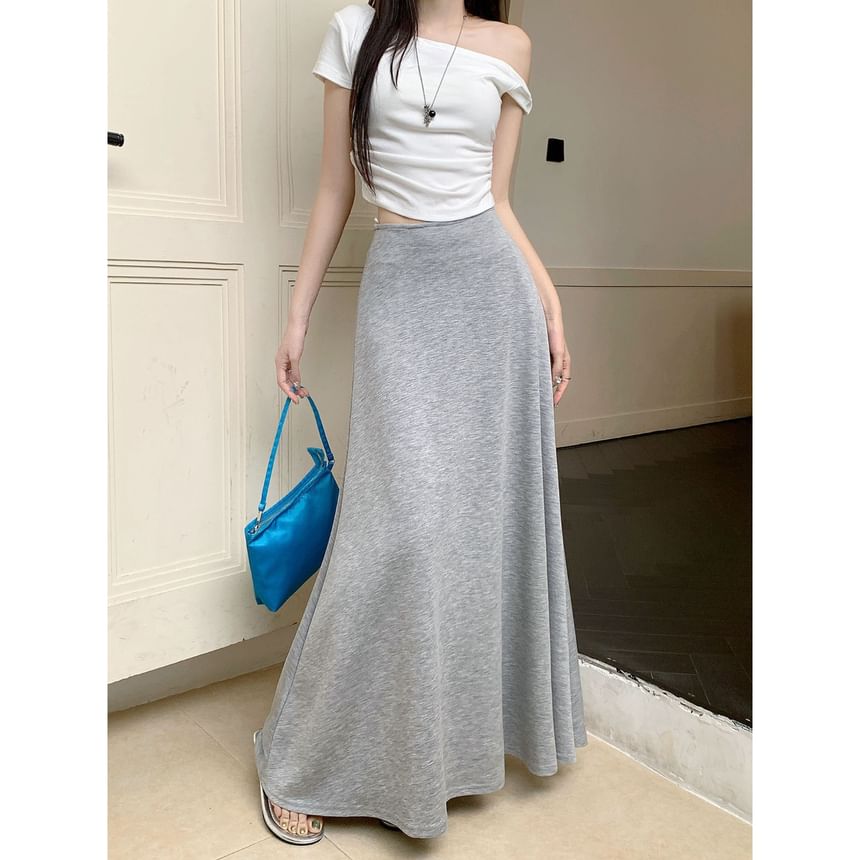 Mid-Rise Maxi A-Line Skirt