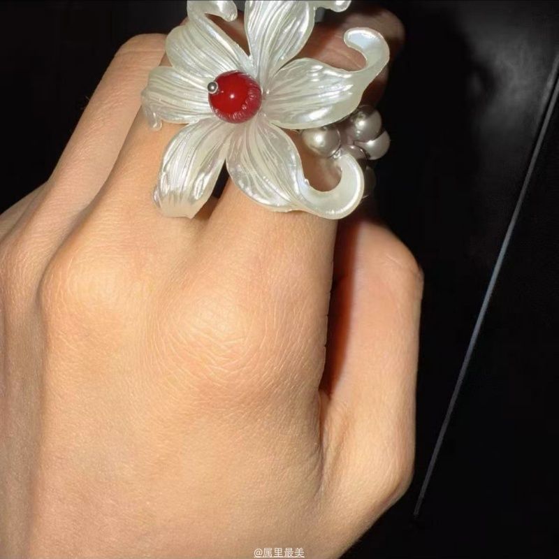 Elastic Alloy Pearl Ring Faux Floral