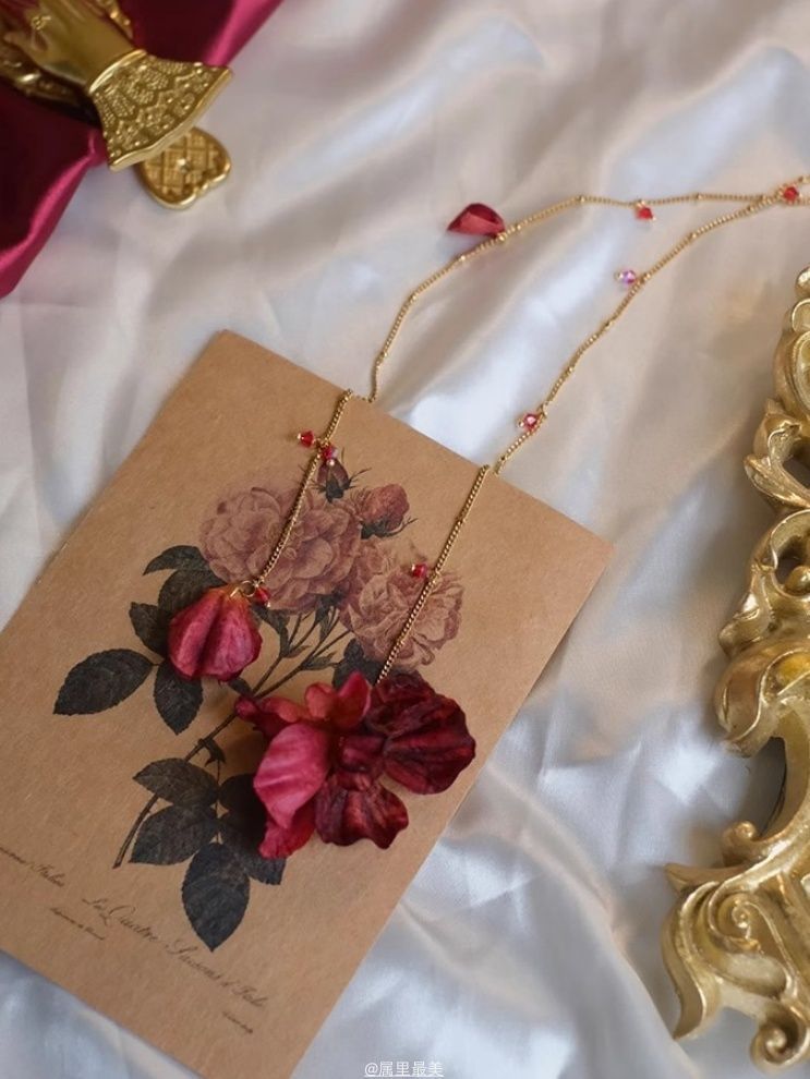 Petal Alloy Necklace Lariat