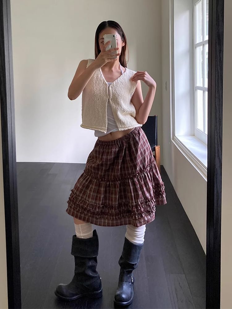 High-Rise Plaid Flared Skirt