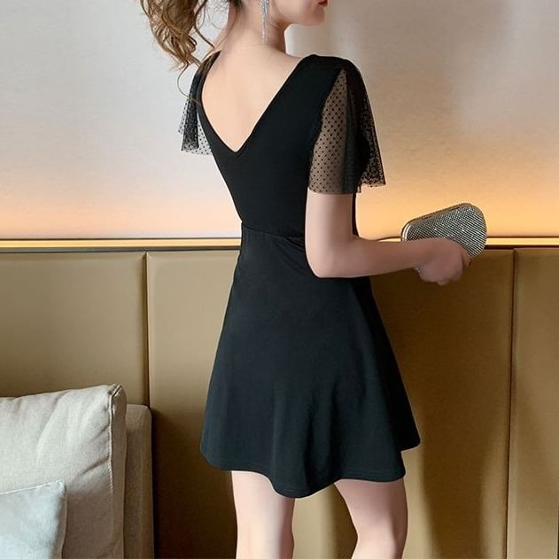 A-Line V-Neck Mesh Dress Mini Short-Sleeve