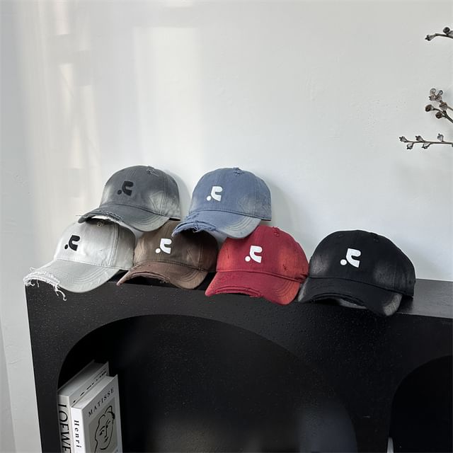 Cap Embroidered Baseball Distressed