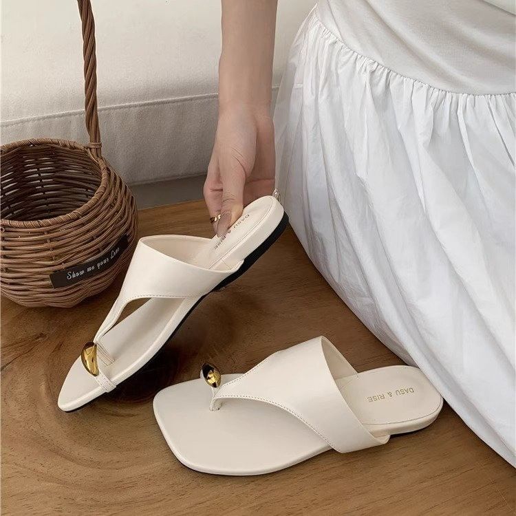 Metal Accent Faux Leather Toe Loop Flat Slide Sandals