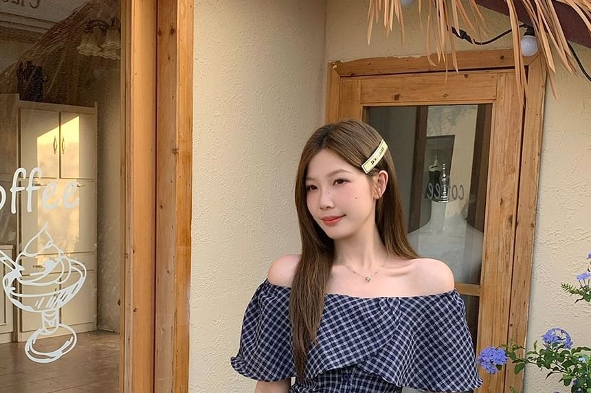 Plaid Off-Shoulder Short-Sleeved Blouse