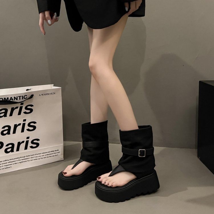 Boots Short Platform Thong