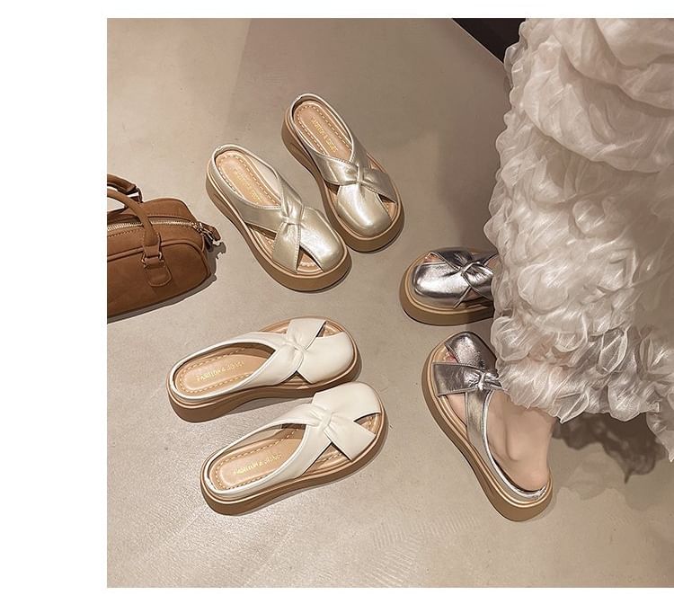 Mules Plain Cross Platform