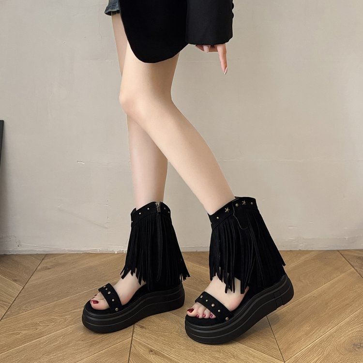 Platform Short Studded Boots Plain