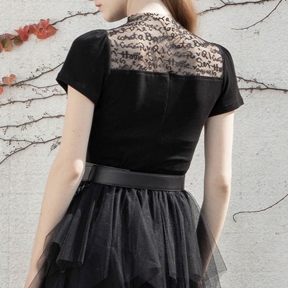 Panel Mesh Plain Mock-Neck Short-Sleeved Top