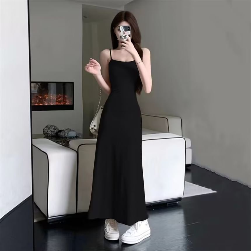 Spaghetti Strap Scoop Neck Plain Maxi A-Line Dress
