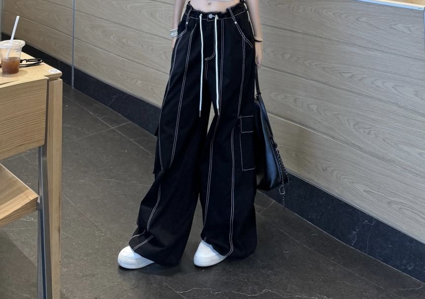 Collar Plain Crop Slim Fit Tank Top / Mid Waist Contrast Stitching Baggy Cargo Pants