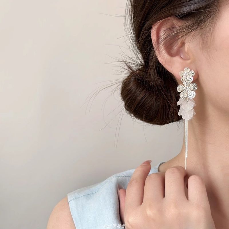 Shell Earring Fringed Flower Drop