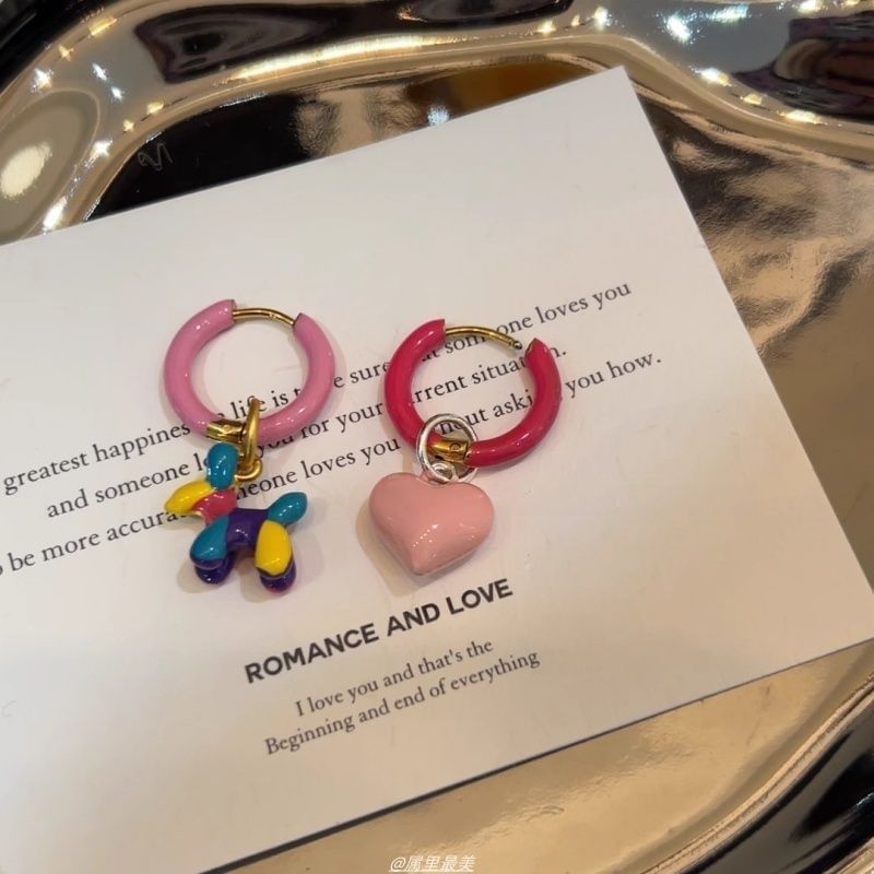 Huggie Dog Earring Asymmetrical Heart Drop