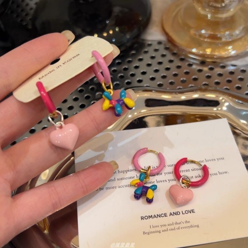 Huggie Dog Earring Asymmetrical Heart Drop