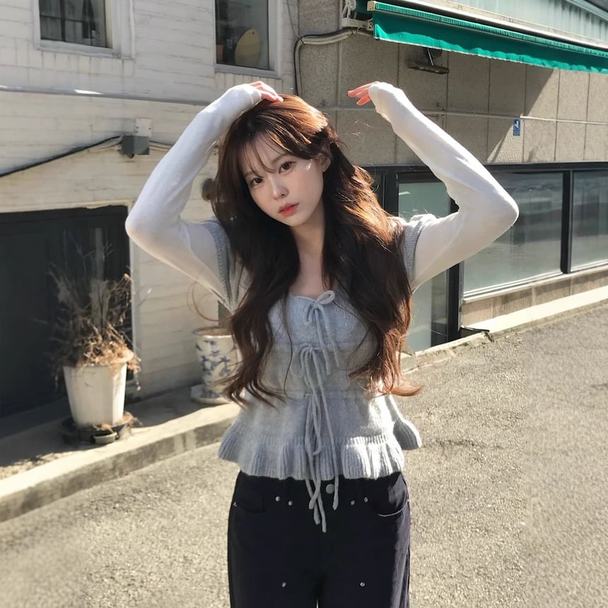 Plain Ruffled-Hem Knit Scoopneck Puff-Sleeved Top