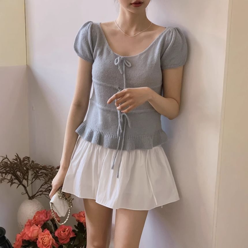 Plain Ruffled-Hem Knit Scoopneck Puff-Sleeved Top