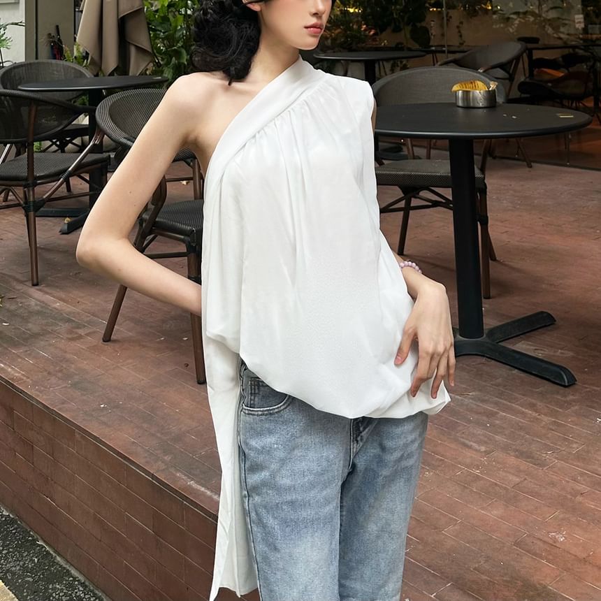 Plain One-Shoulder Relaxed-Fit Tank Top