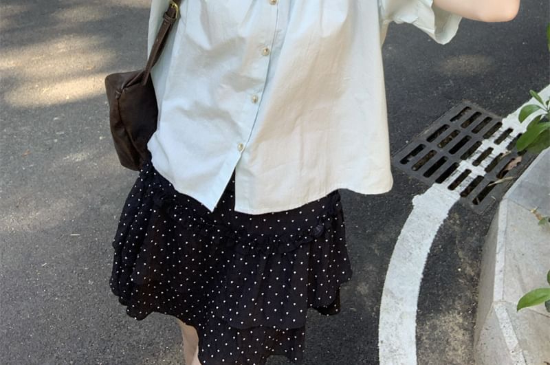 Lace-Trimmed Buttoned Puff-Sleeved Crewneck Cropped Blouse