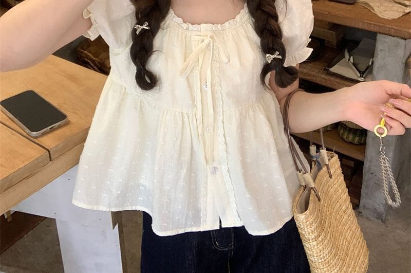 Lace-Trimmed Tie-Front Buttoned Puff-Sleeved Scoopneck Crop Blouse