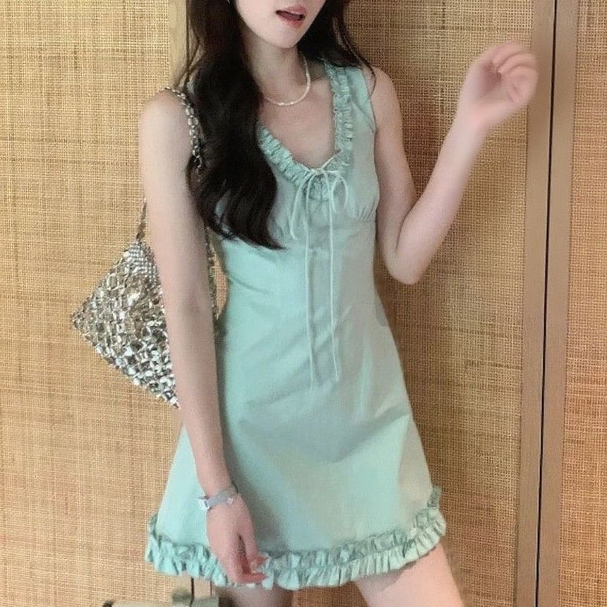 Ruffle V-neck Dress Mini Trim Sleeveless