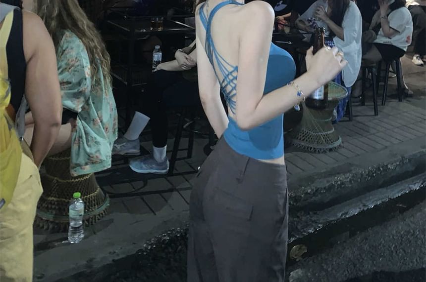 Plain Open-Back Strappy Cropped Top