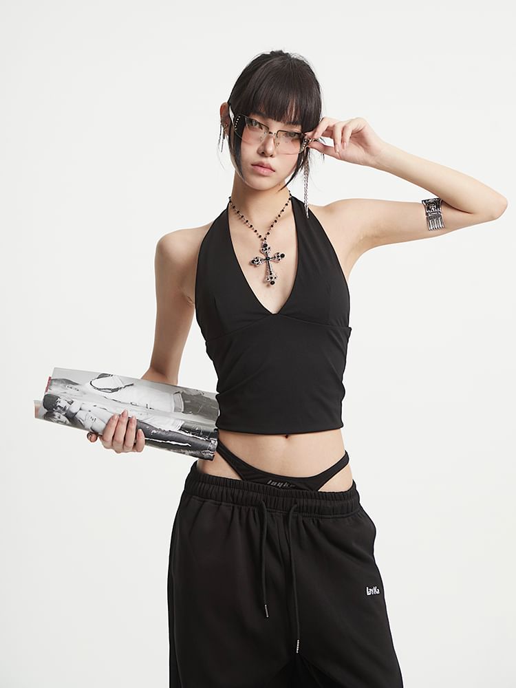 Plain Fishbone Halterneck Cropped Top