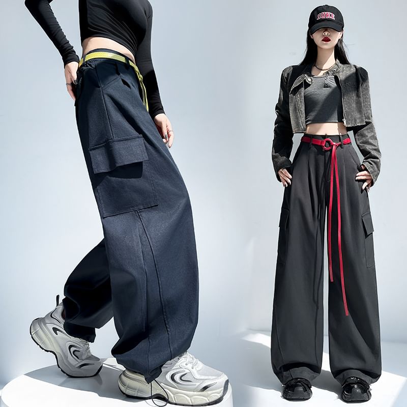 Mid Rise Plain Baggy Cargo Pants