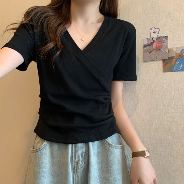Plain Sleeveless V-Neck Wrap-Style Gathered Tee
