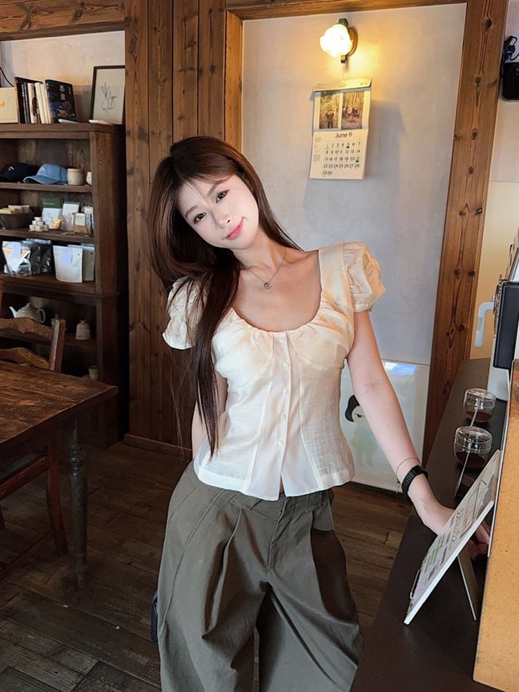 Puff Sleeve Square-Neck Plain Slim-Fit Blouse / Low Rise Baggy Cargo Pants