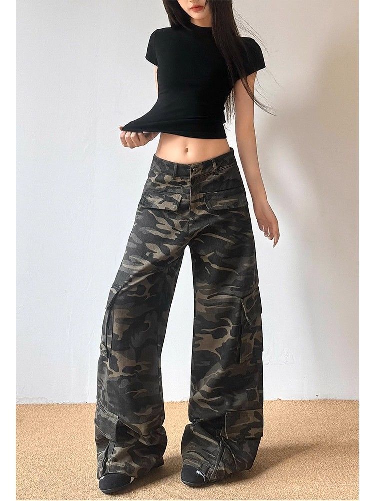 Low Waist Camouflaged Baggy Cargo Pants