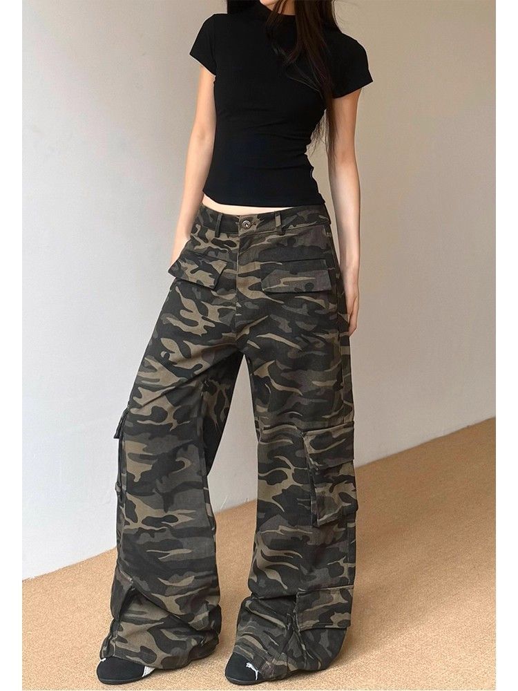Low Waist Camouflaged Baggy Cargo Pants